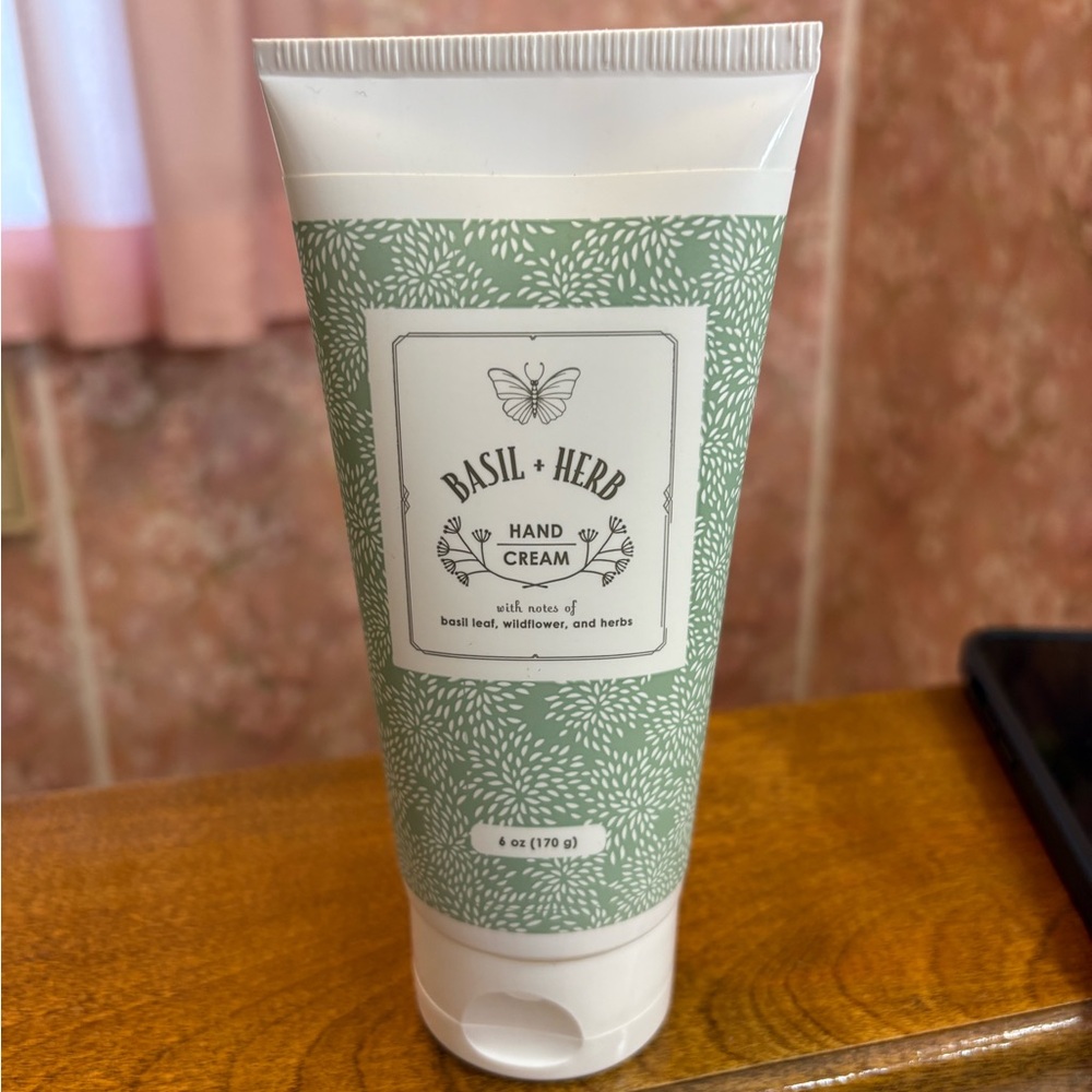 Green Hand Cream